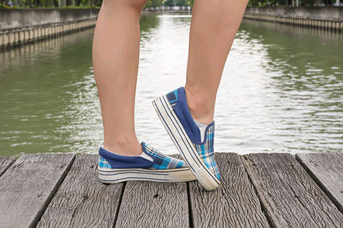 Women's Casual Shoes